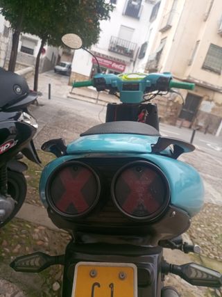 aprilia sr hecha a capricho