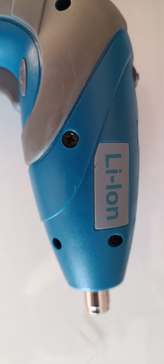 Atornilladora recargable con batería Ion litio