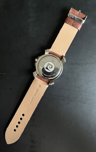 Reloj Pierre Cardin de caballero, caja de acero 