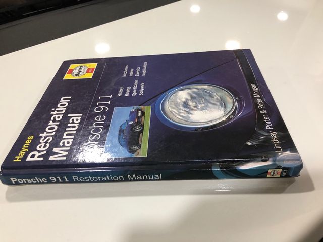 Porsche 911 Restoration Manual , Lindsay & Peter