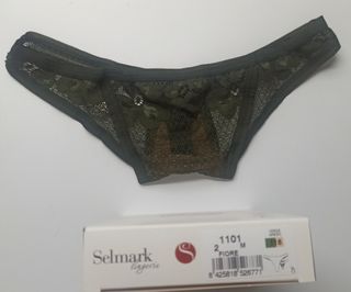 SELMARK. Conjunto sujetador y tanga