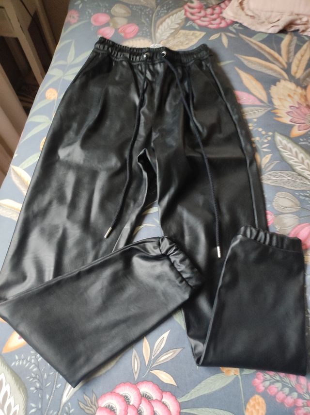 Pantalón de poliuretano