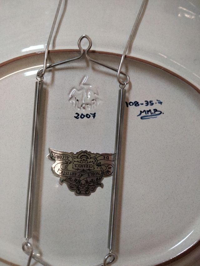 Bandeja de Cerámica de Alcora Pintada a Mano