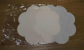 Sottopiatti in panno color crema