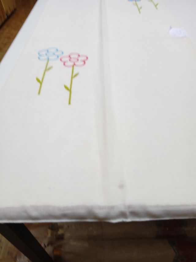 resto de pieza de 3.20 x 3 alto bordado naraj.amar