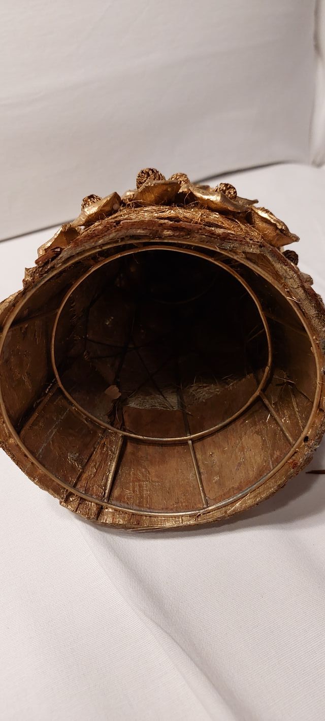 Arbol Navidad dorado elementos naturales