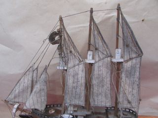 Carabela antigua maqueta madera años 40