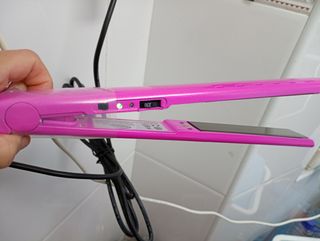 plancha del pelo de titanio ALFA codisarpel