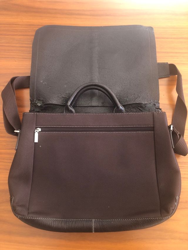 Maletín marrón 