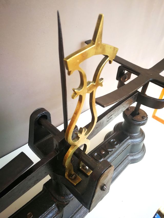 Balanza de 20 Kg Restaurada. GRANDE Hierro y Latón