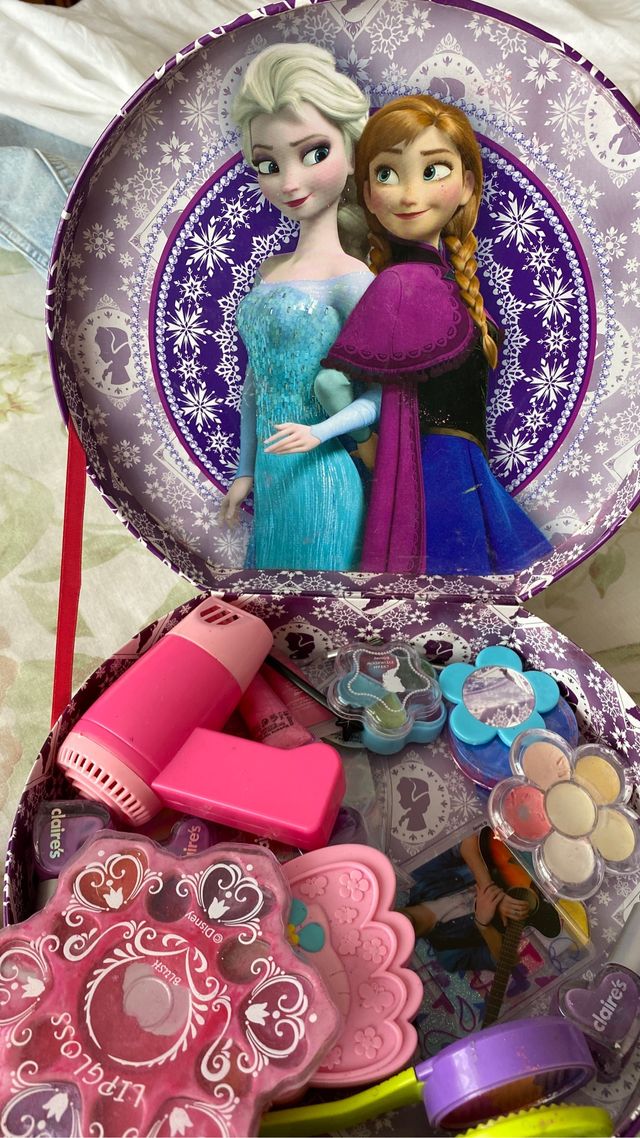 Maletín maquillaje infantil de Frozen.