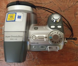 Cámara Sony DSH-H12