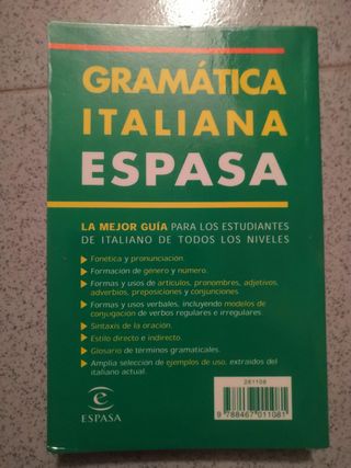 13 libros en italiano + diccionario + gramática
