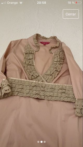 Vestido rosa con aplicaciones ganchillo