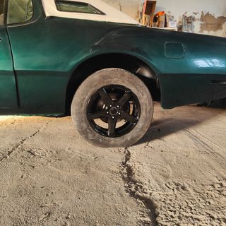 Ford thunderbird  1975