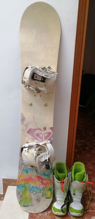 Tabla snow roxy+fijaciones+botas burton