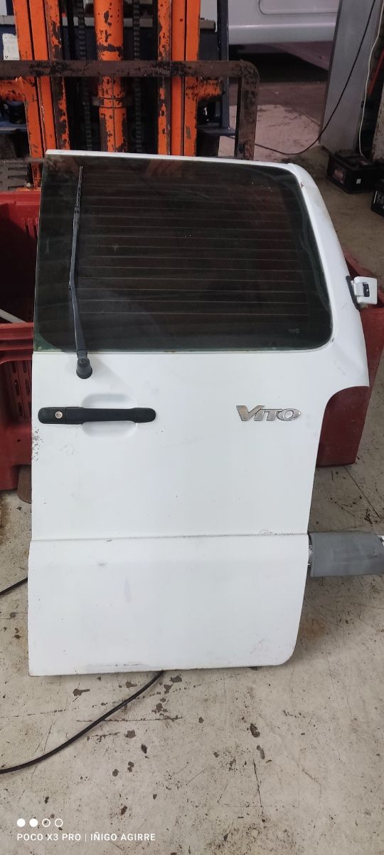 maletero puerta trasera m.vito 112