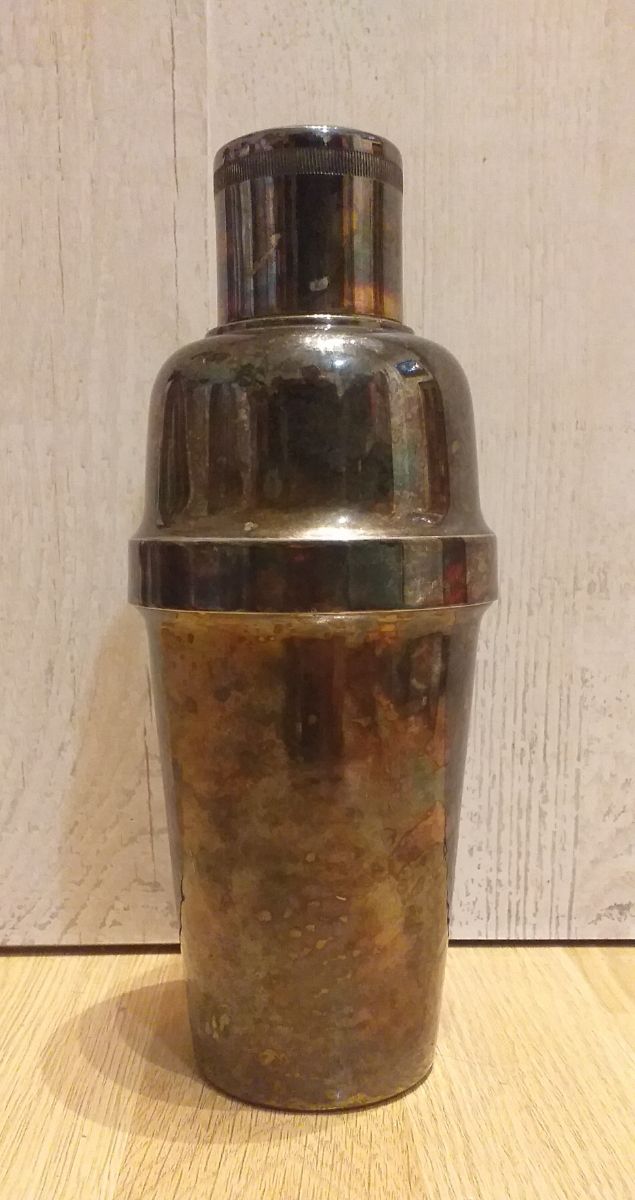 Copas y coctelera alpaca