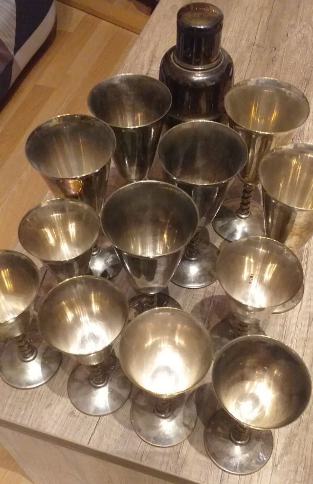 Copas y coctelera alpaca