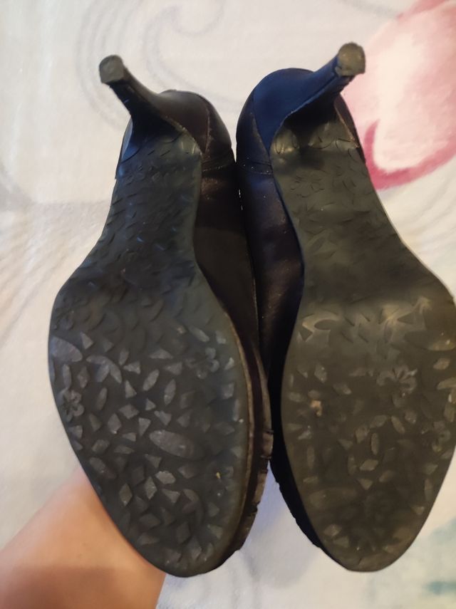 Zapatos de Fiesta. Negros. Talla 39