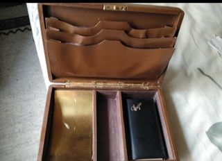 caja de dinero retro vintage decada de los 70