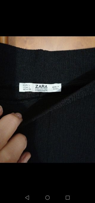 pantalón *Zara*