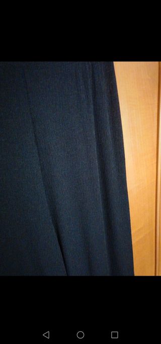 pantalón *Zara*