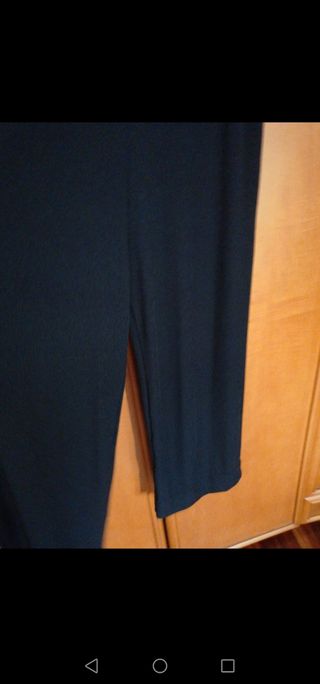 pantalón *Zara*