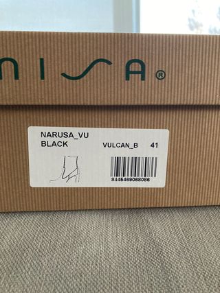 Botines de piel UNISA, nuevos a estrenar 