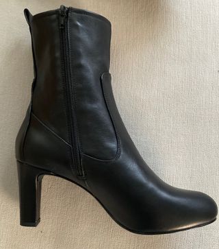 Botines de piel UNISA, nuevos a estrenar 