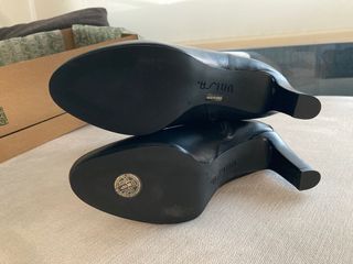 Botines de piel UNISA, nuevos a estrenar 