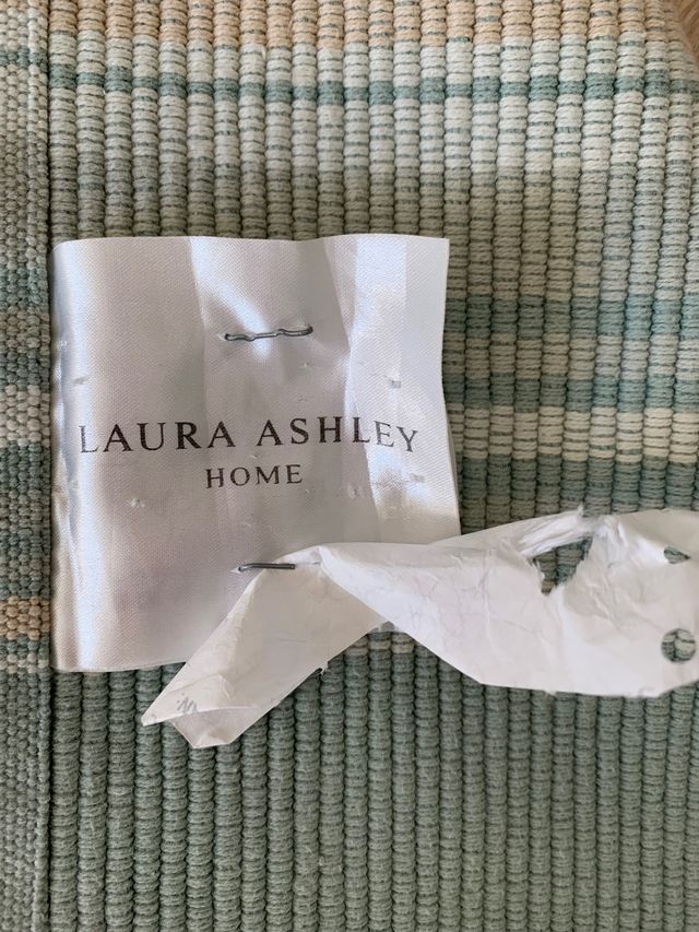 Alfombra Laura Ashley
