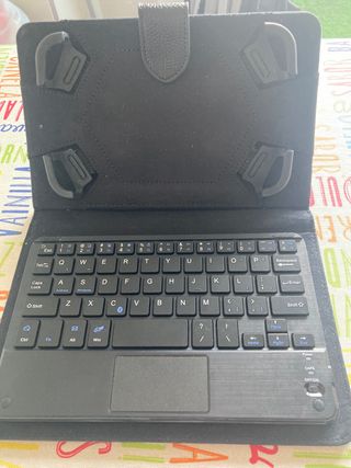 Funda 7" con teclado