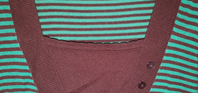 Jersey pico punto talla P marrón y verde corta