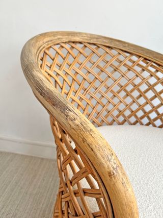 ESPECTACULAR BUTACA DE MIMBRE, AÑOS 70.