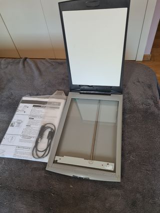 Escàner Canon Lide 25