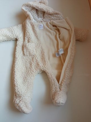 Buzo peluche bebé Zara