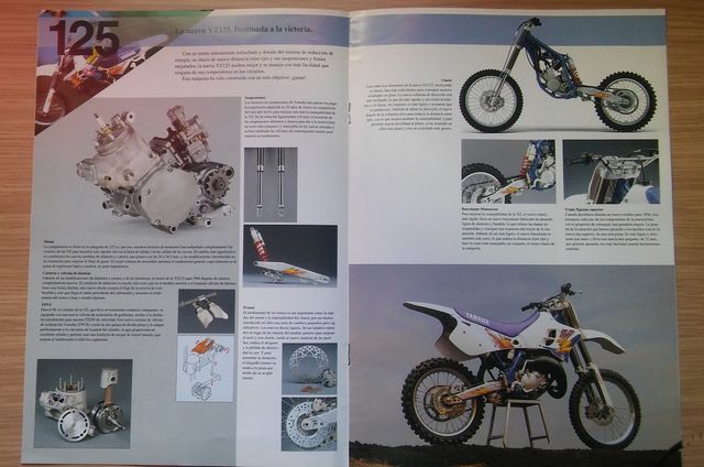 YAMAHA YZ Cross Catalogo. Recibelo po 7 €