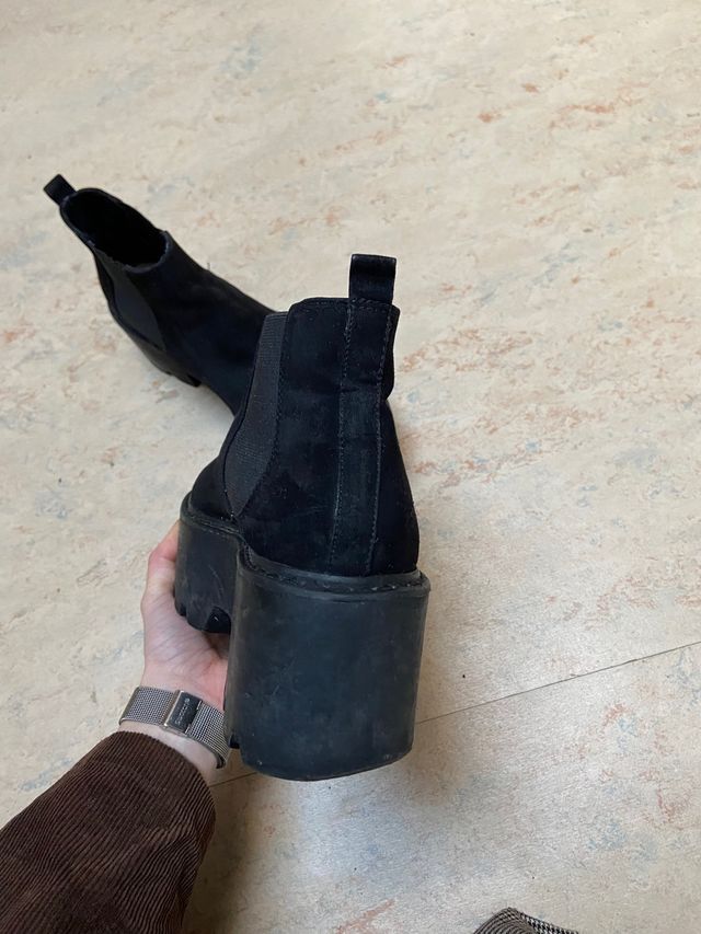 botas botines negros pull&bear