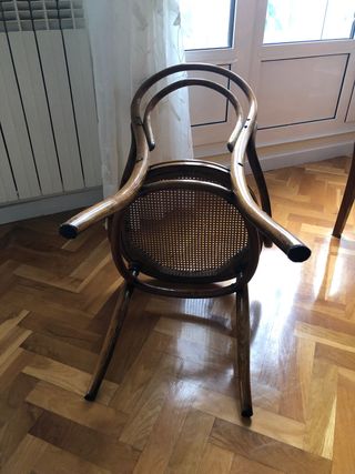 Butaca Thonet n. 14  auténtica.