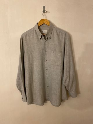 Camisa elegante gris de Cavalier