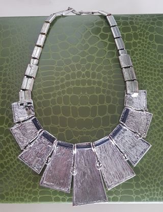Collar gargantilla acero