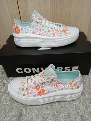 Converse Chuck Taylor All Star Plataforma (38,5) de segunda mano por 39 EUR  en Gijón en WALLAPOP