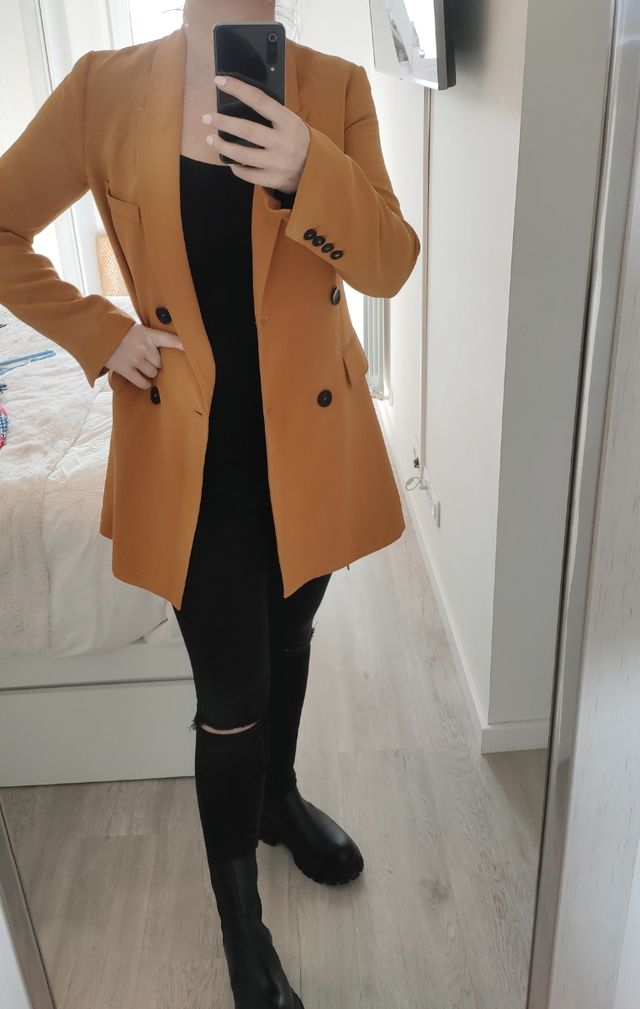 Preciosa americana larga color mostaza