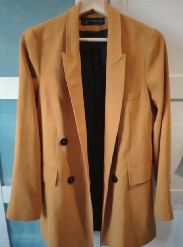 Preciosa americana larga color mostaza