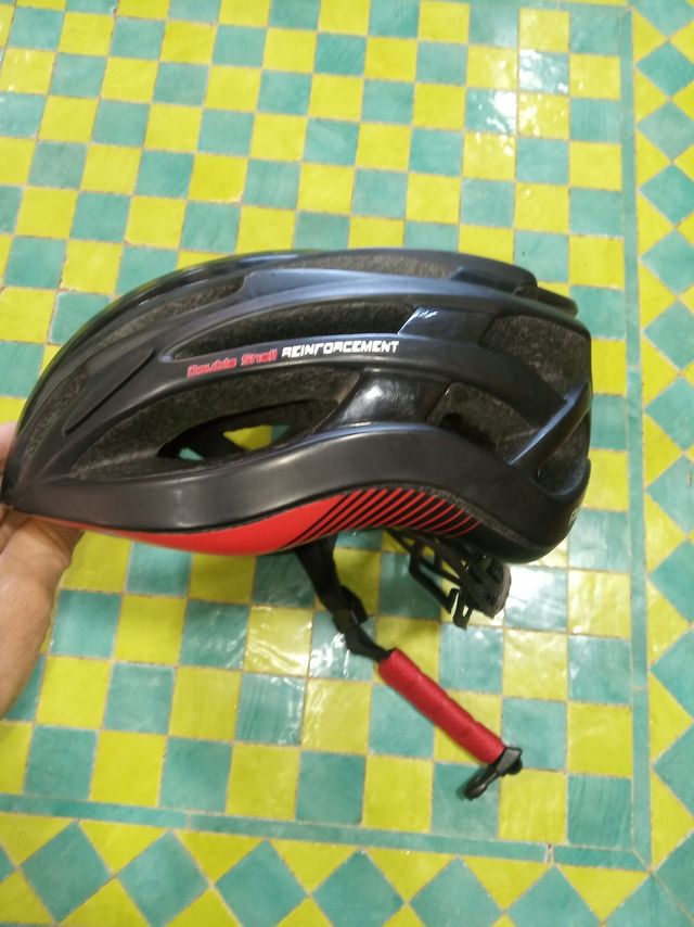 Casco bicicleta AGU