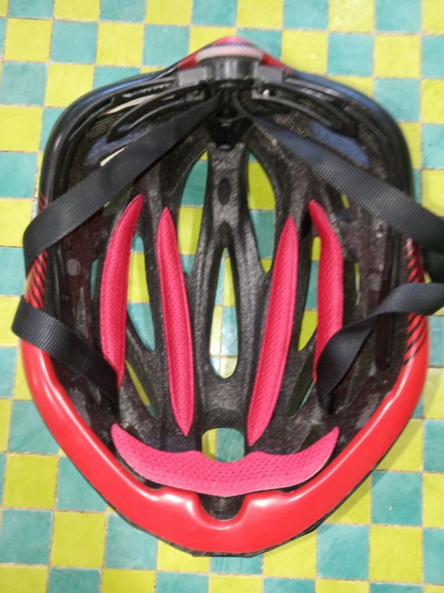 Casco bicicleta AGU