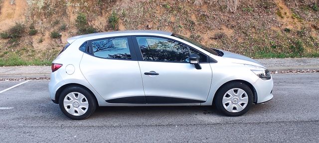 Renault Clío 1.5dCI 75cv Liquidación D´Stock !!! 