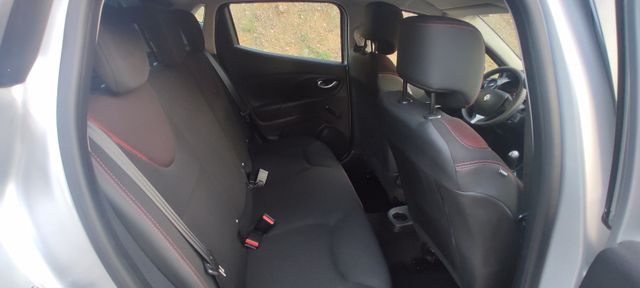 Renault Clío 1.5dCI 75cv Liquidación D´Stock !!! 