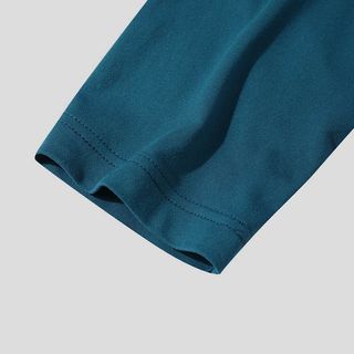 Camiseta de cuello alto para hombre